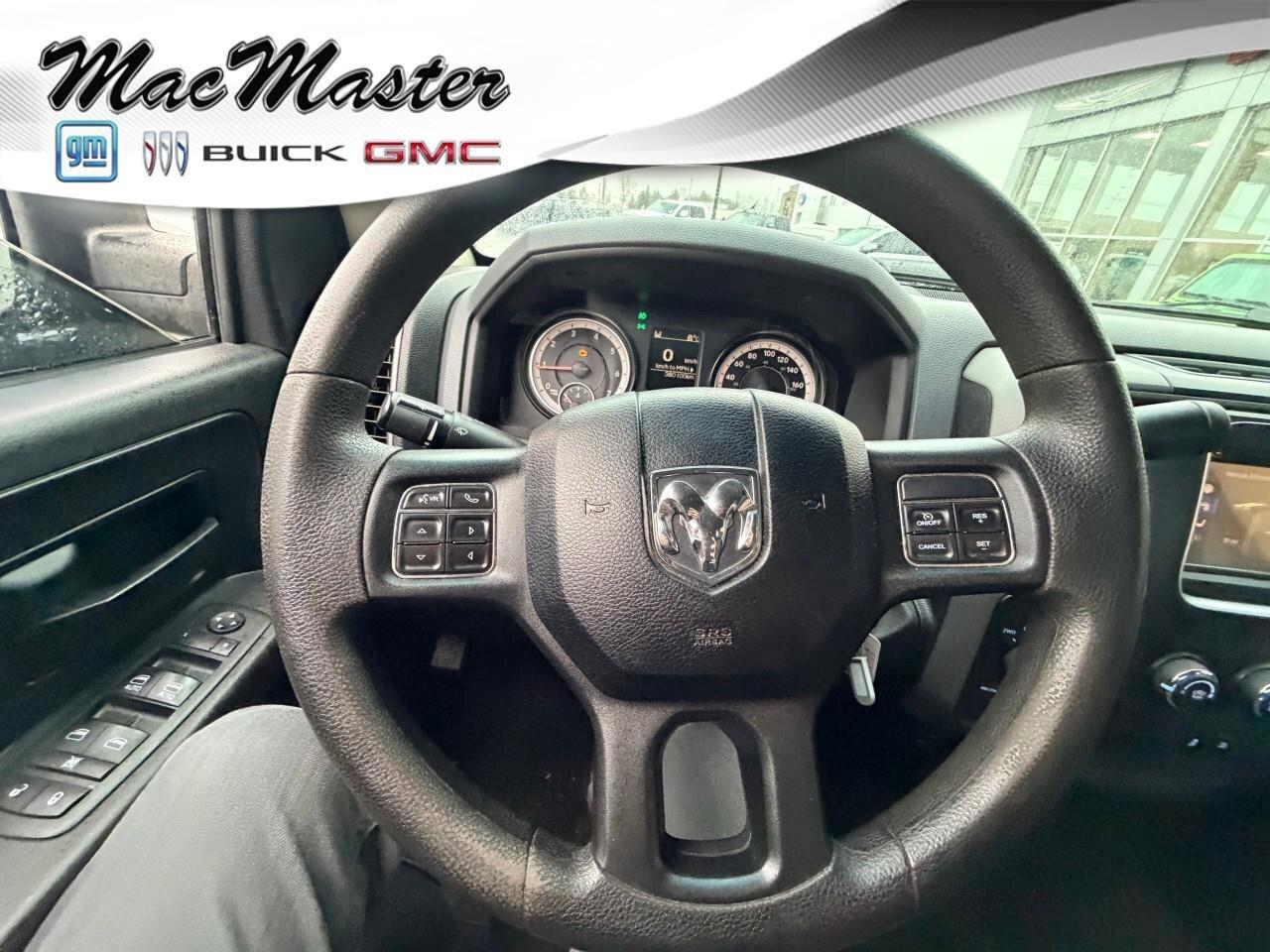 2017 RAM 1500 TradesmanSXT, 5.7L HEMI V8, 4X4, BENCH CLOTH, ALLO Photo