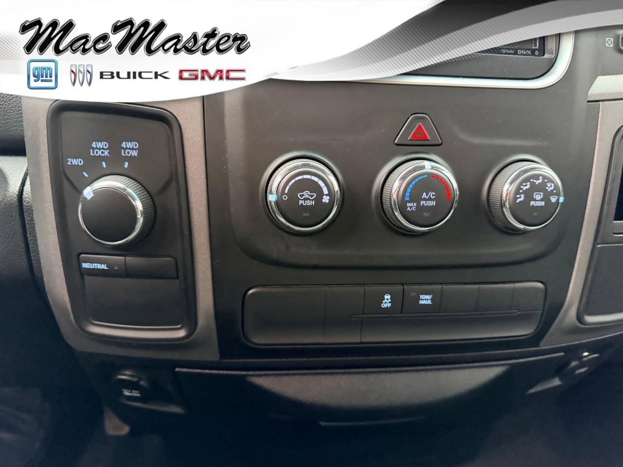 2017 RAM 1500 TradesmanSXT, 5.7L HEMI V8, 4X4, BENCH CLOTH, ALLO Photo