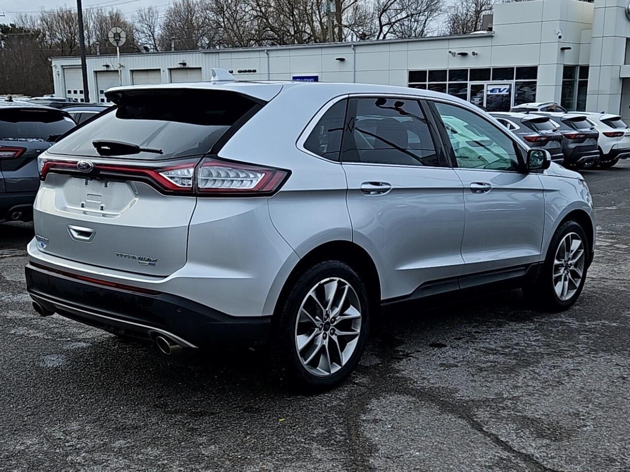 2018 Ford Edge TITANIUM   AWD   NAV   MOONROOF Photo3
