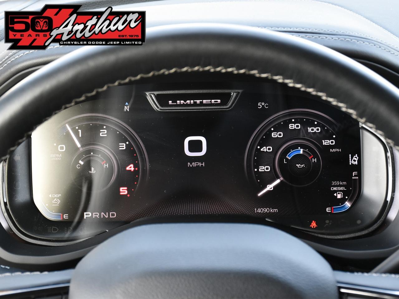 2024 RAM 3500 LIMITED CREW CAB 4X4 - DRW Photo