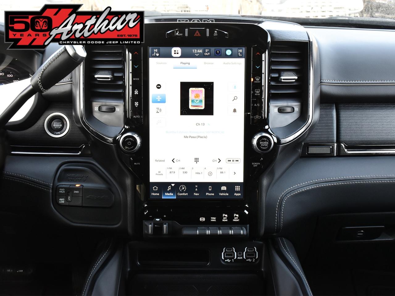 2024 RAM 3500 LIMITED CREW CAB 4X4 - DRW Photo