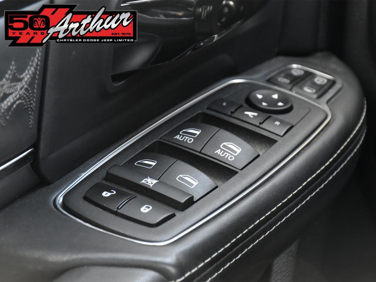 2024 RAM 3500 LIMITED CREW CAB 4X4 - DRW Photo