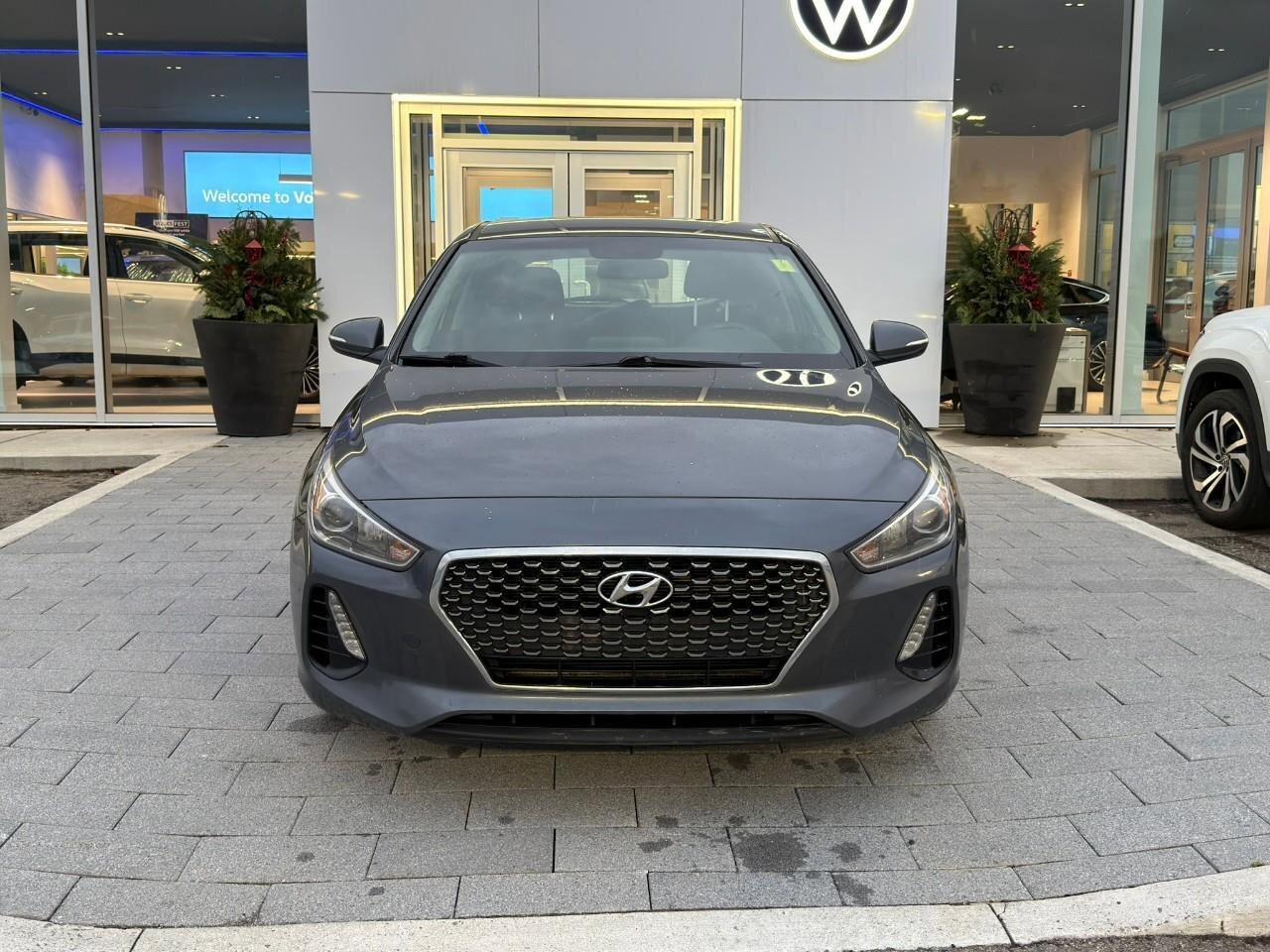 2018 Hyundai Elantra GT GLONE-OWNER, HTD CLOTH SEATS, BACKUP CAM, CARPLAY, Photo
