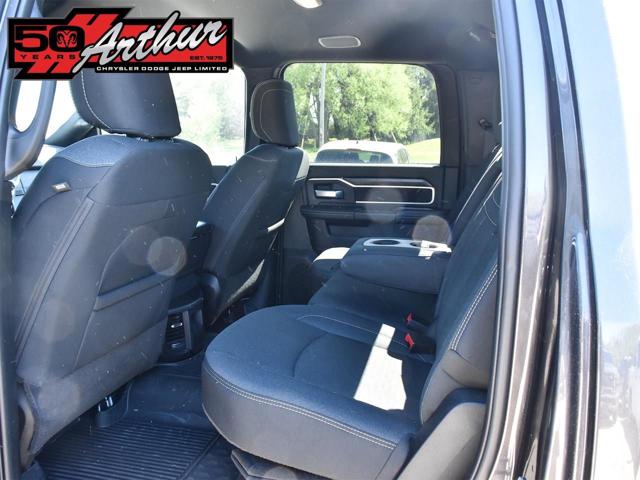 2025 RAM 2500 Big Horn Crew Cab 4x4 Photo