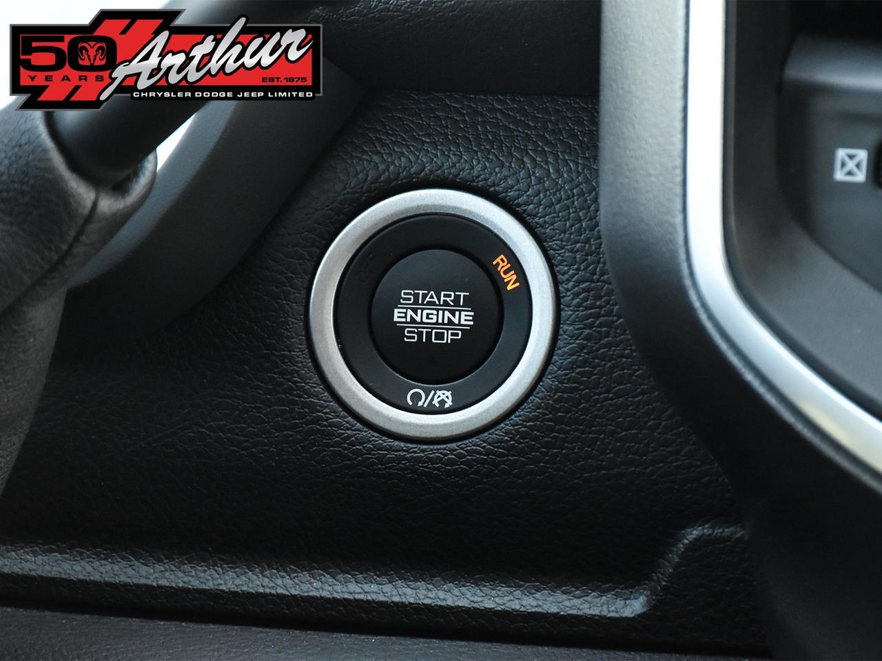 2025 RAM 2500 Big Horn Crew Cab 4x4 Photo