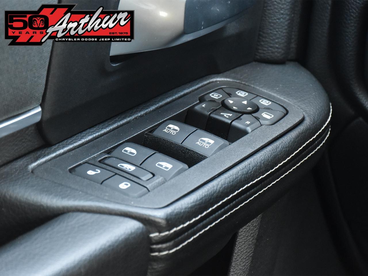 2025 RAM 2500 Big Horn Crew Cab 4x4 Photo