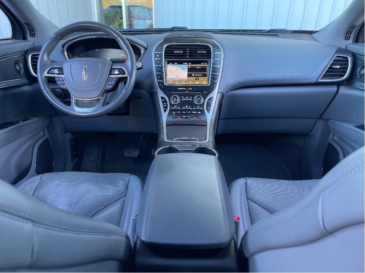 2019 Lincoln Nautilus Reserve AWD Photo