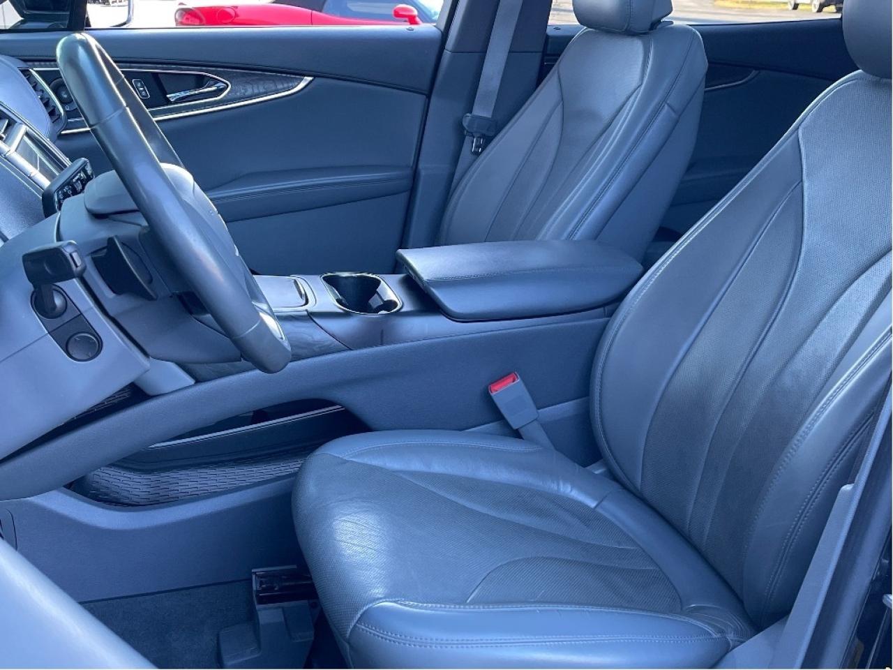 2019 Lincoln Nautilus Reserve AWD Photo