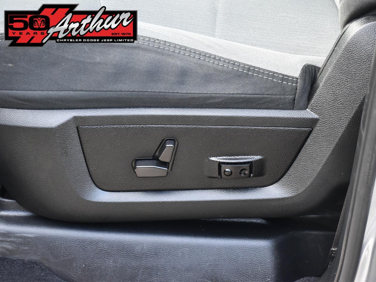 2021 RAM 3500 BIG HORN CREW CAB 4X4 - DRW Photo