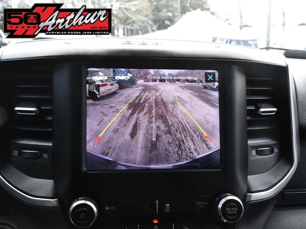 2021 RAM 3500 BIG HORN CREW CAB 4X4 - DRW Photo