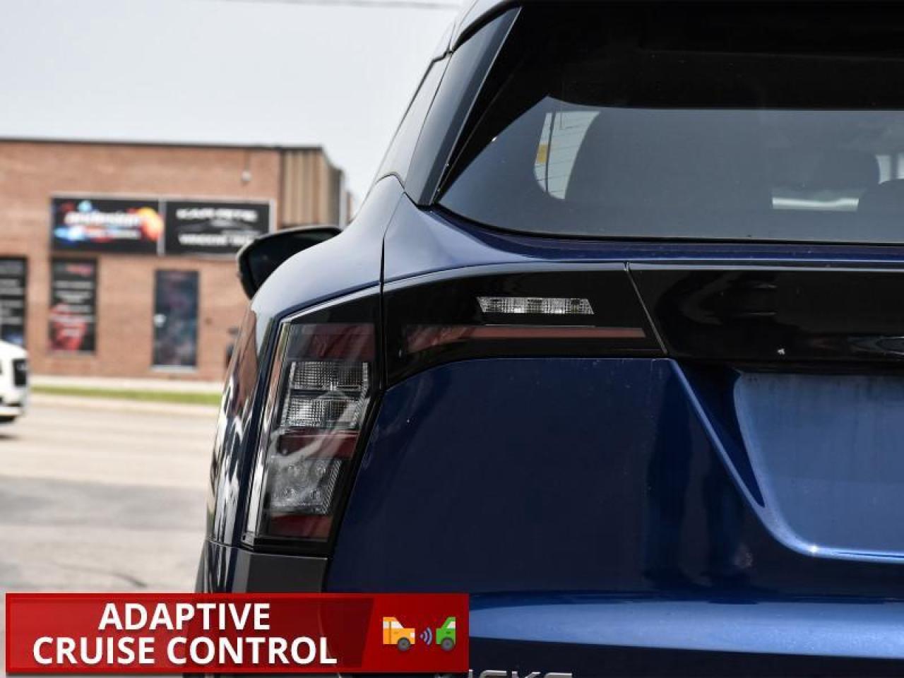 2025 Nissan Kicks SR Premium-Pano Roof  Pro-Pilot  Camera Photo