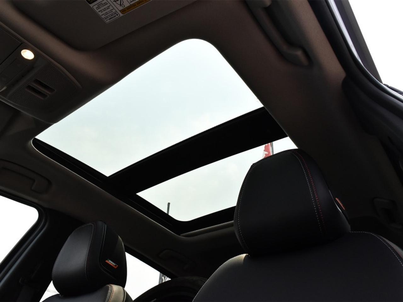 2025 Nissan Kicks SR Premium   Leather Trim   Pano Roof   360 Camera Photo