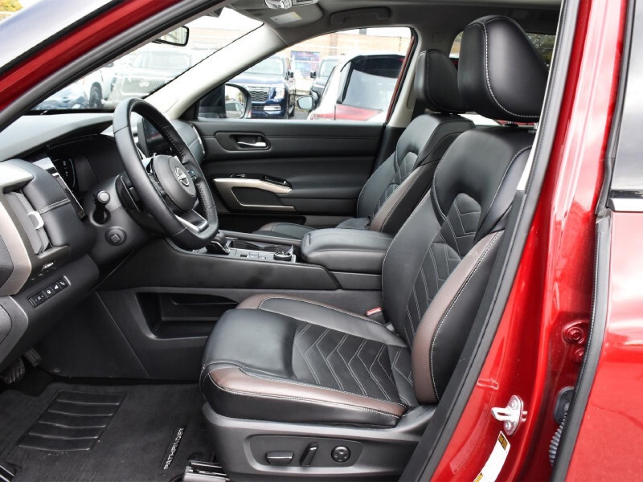 2024 Nissan Pathfinder Platinum   Leather    Panoroof   Nav   Adaptive Cr Photo
