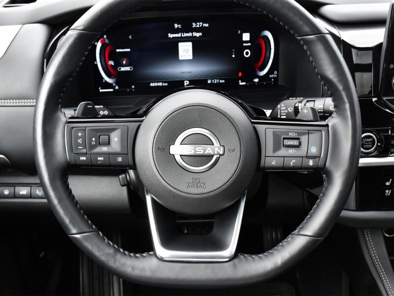 2024 Nissan Pathfinder Platinum   Leather    Panoroof   Nav   Adaptive Cr Photo