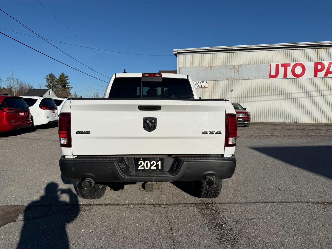 2021 RAM 1500 Classic Warlock 4x4 Crew Cab: 2" Lift! 35" Brand New Tires Photo3
