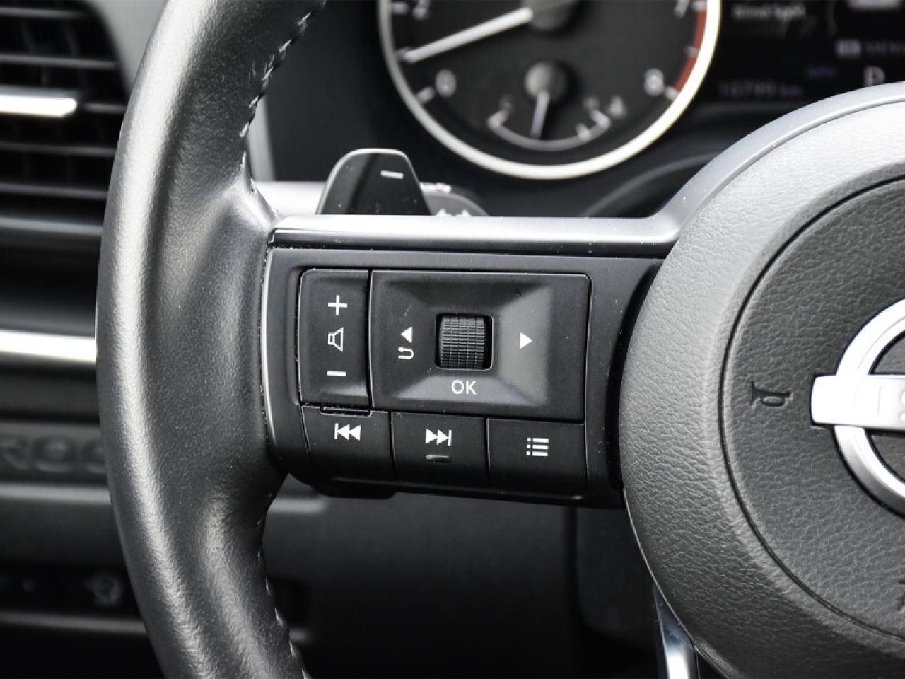 2024 Nissan Rogue S AWD   Heated Seats & Steering Wheel   Mobile Hot Photo