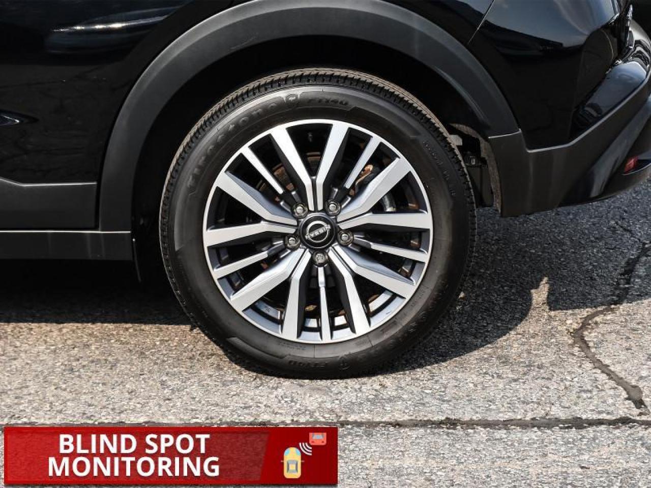 2023 Nissan Kicks SV   CarPlay   Android Auto   Remote Start   Heate Photo