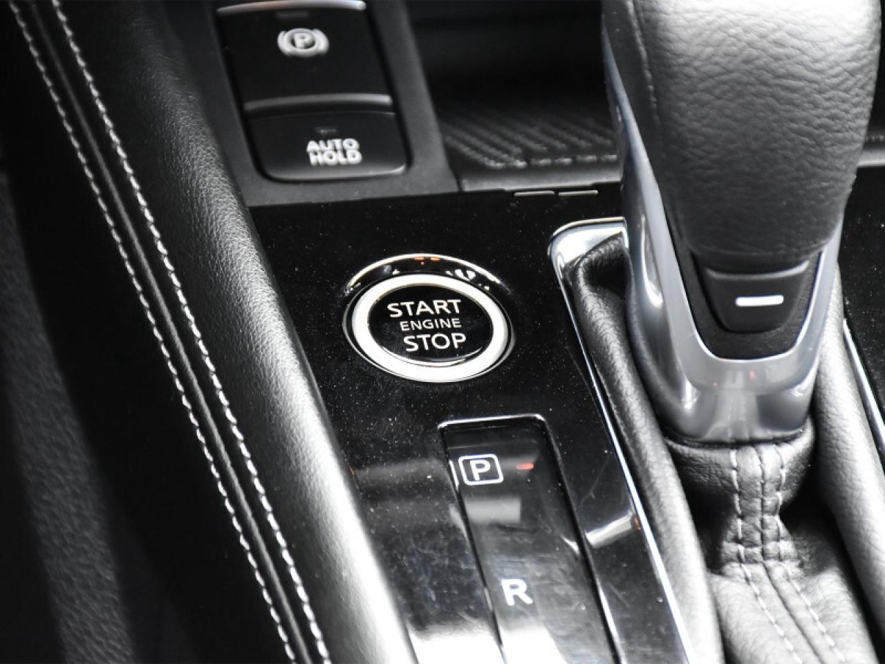 2023 Nissan Kicks SV   CarPlay   Android Auto   Remote Start   Heate Photo