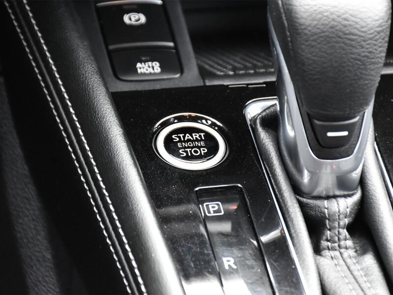 2023 Nissan Kicks SV   CarPlay   Android Auto   Remote Start   Heate Photo