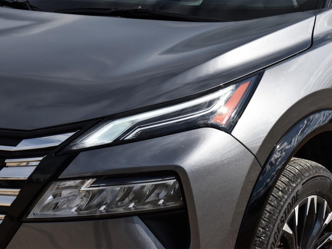 2025 Nissan Rogue Platinum  Leather   Panoroof   Nav   360 Cam   Ada Photo