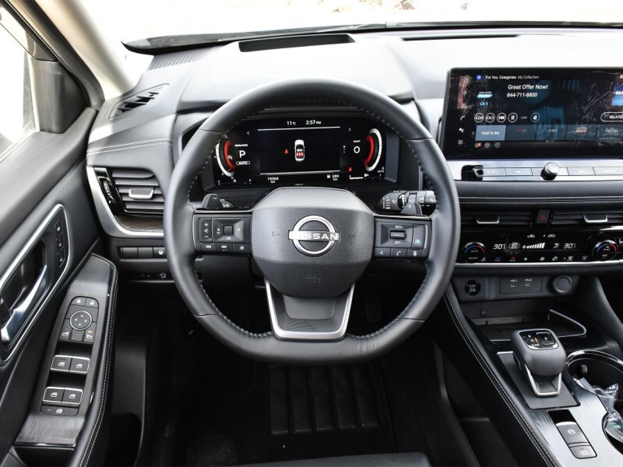 2025 Nissan Rogue Platinum   Pano Moonroof   Google Built-In   360 C Photo