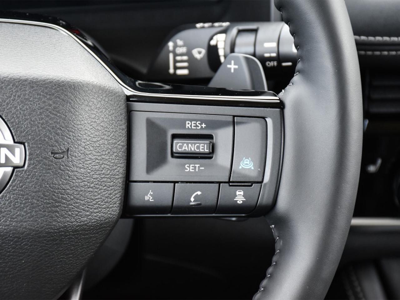 2025 Nissan Rogue Platinum  Leather   Panoroof   Nav   360 Cam   Ada Photo