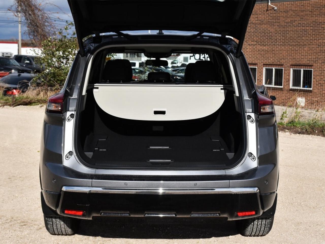 2025 Nissan Rogue Platinum   Pano Moonroof   Google Built-In   360 C Photo