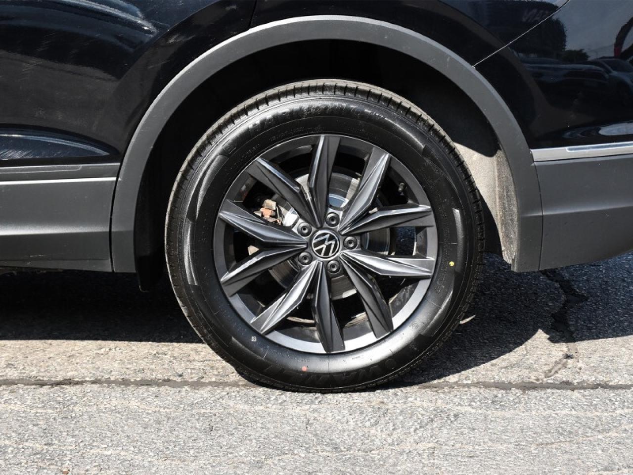 2024 Volkswagen Tiguan Comfortline 4MOTION-Leather   Heated Seats  Camera Photo