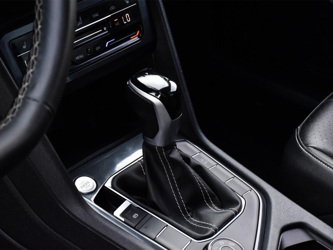 2024 Volkswagen Tiguan Comfortline 4MOTION-Leather   Heated Seats  Camera Photo