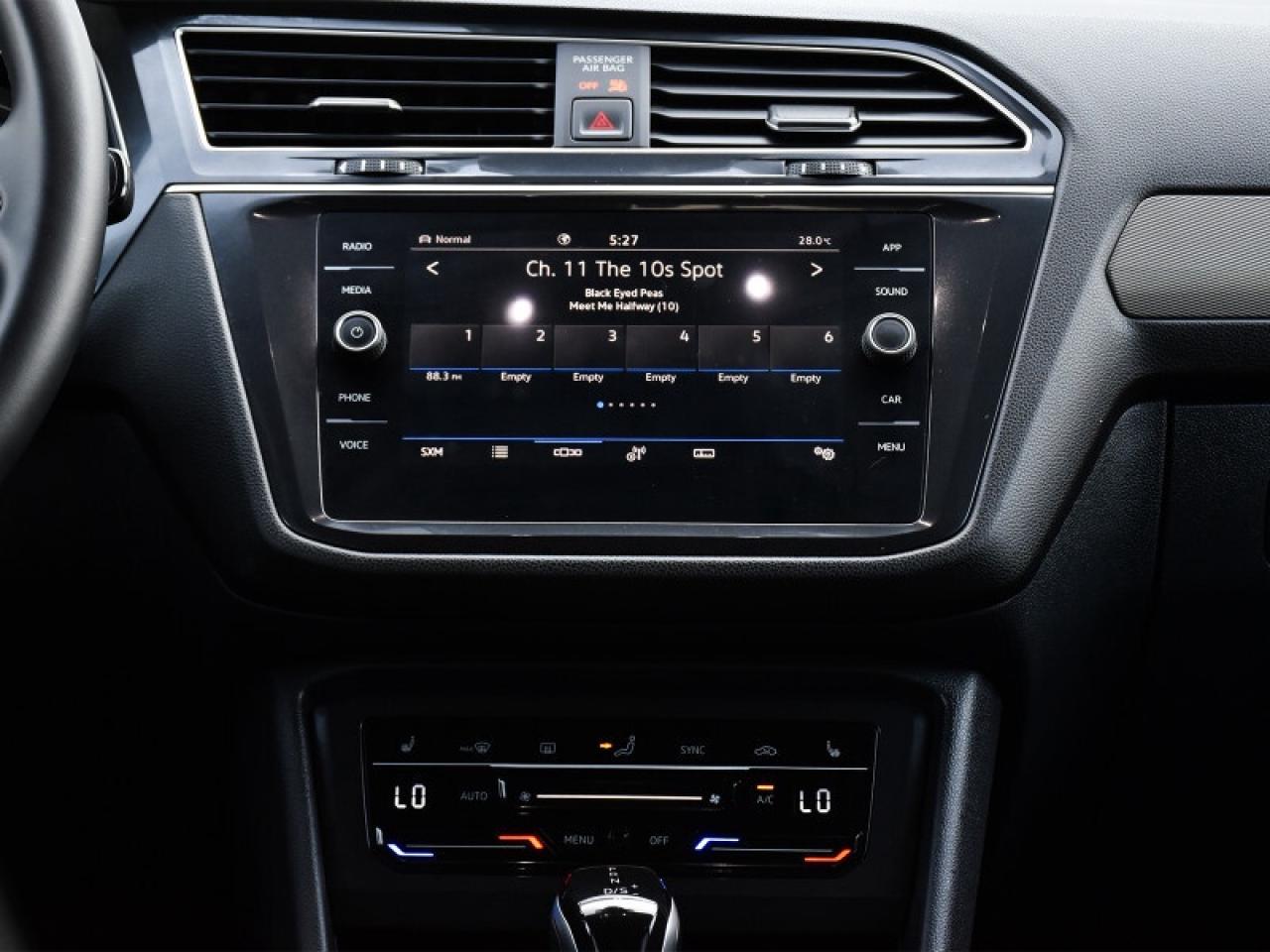 2024 Volkswagen Tiguan Comfortline 4MOTION-Leather   Heated Seats  Camera Photo