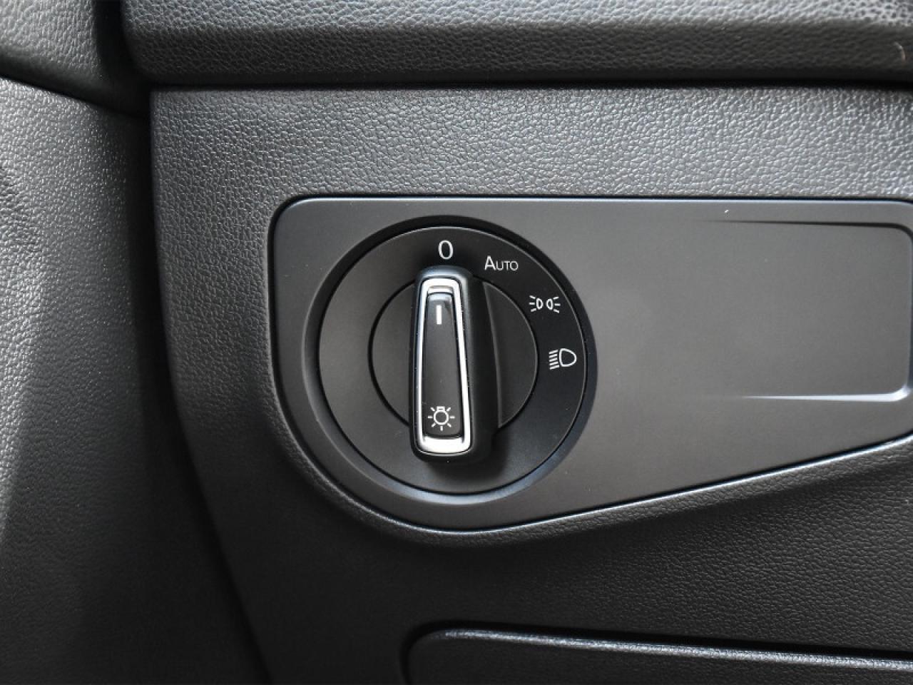 2024 Volkswagen Tiguan Comfortline 4MOTION-Leather   Heated Seats  Camera Photo