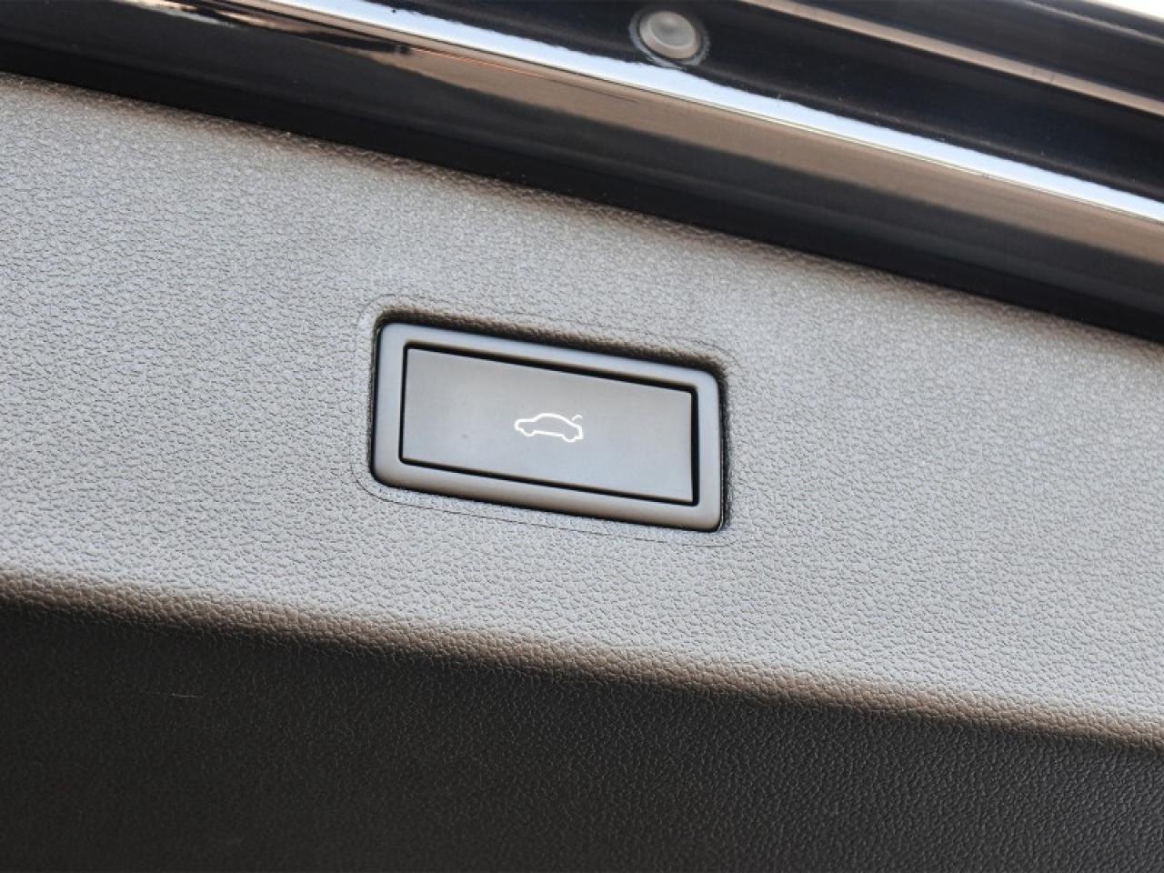 2024 Volkswagen Tiguan Comfortline 4MOTION-Leather   Heated Seats  Camera Photo