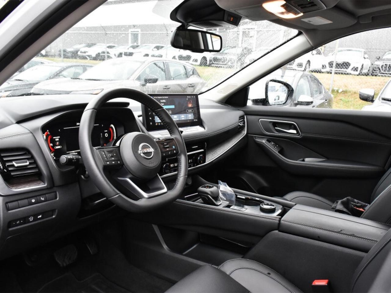 2024 Nissan Rogue Platinum AWD-Leather   Roof   Heads Up Display   3 Photo