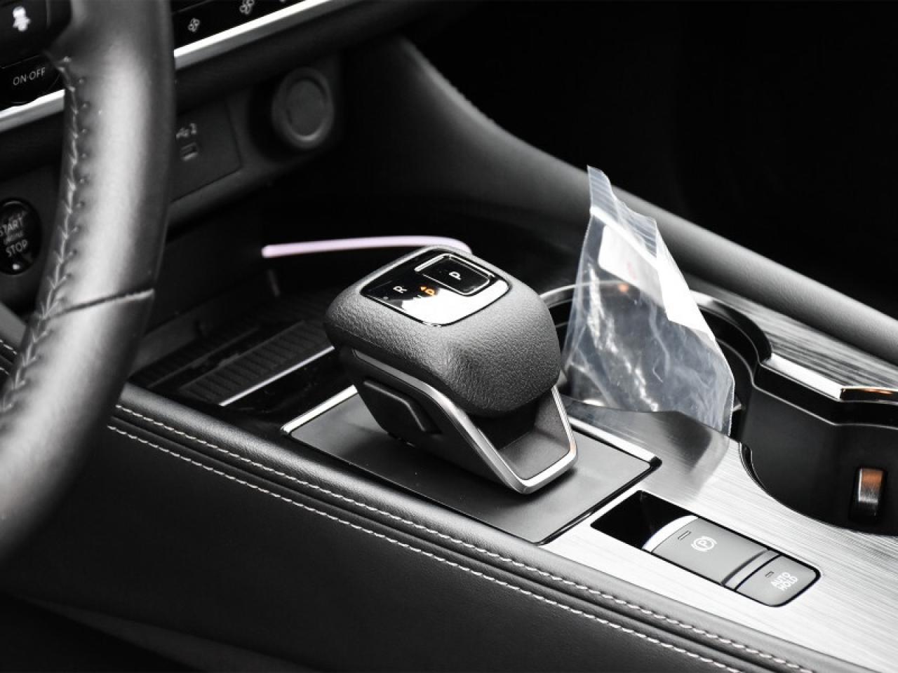 2024 Nissan Rogue Platinum AWD-Leather   Roof   Heads Up Display   3 Photo