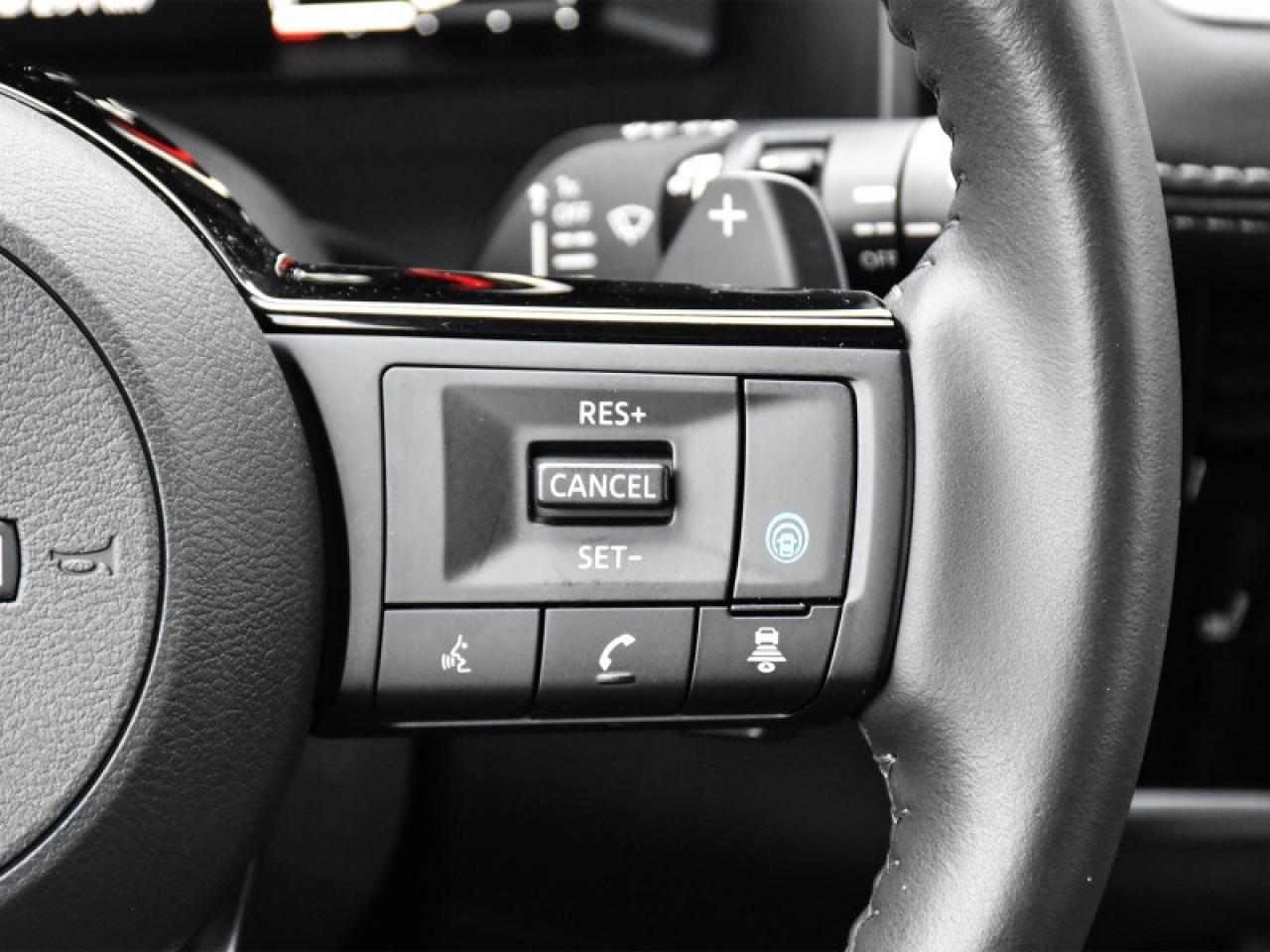 2024 Nissan Rogue Platinum AWD-Leather   Roof   Heads Up Display   3 Photo