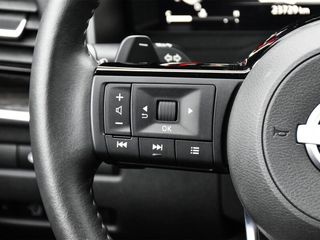 2024 Nissan Rogue Platinum AWD-Leather   Roof   Heads Up Display   3 Photo