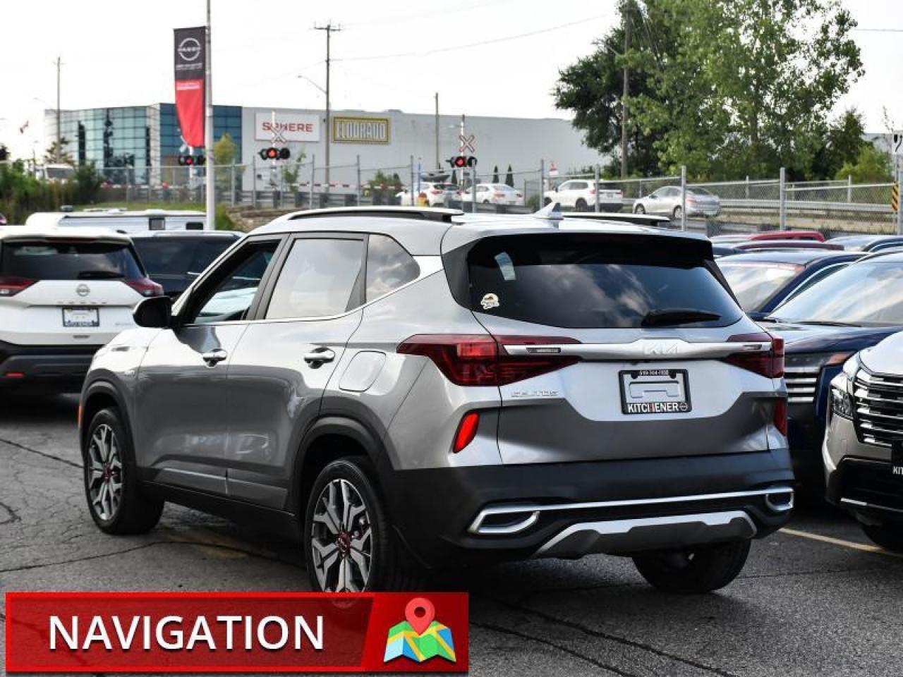 2023 Kia Seltos SX Turbo AWD-Leather  Navi  Roof  Fully Loaded! Photo3