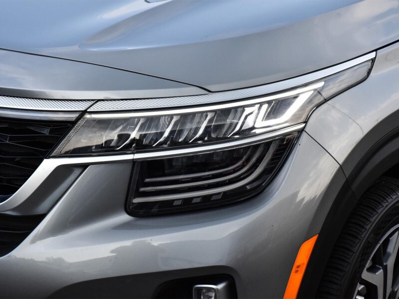 2023 Kia Seltos SX Turbo AWD-Leather  Navi  Roof  Fully Loaded! Photo