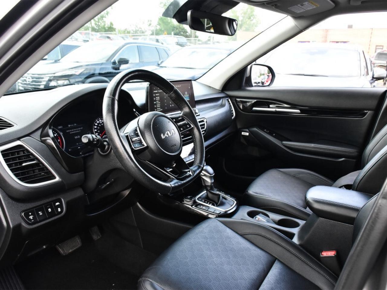 2023 Kia Seltos SX Turbo AWD-Leather  Navi  Roof  Fully Loaded! Photo