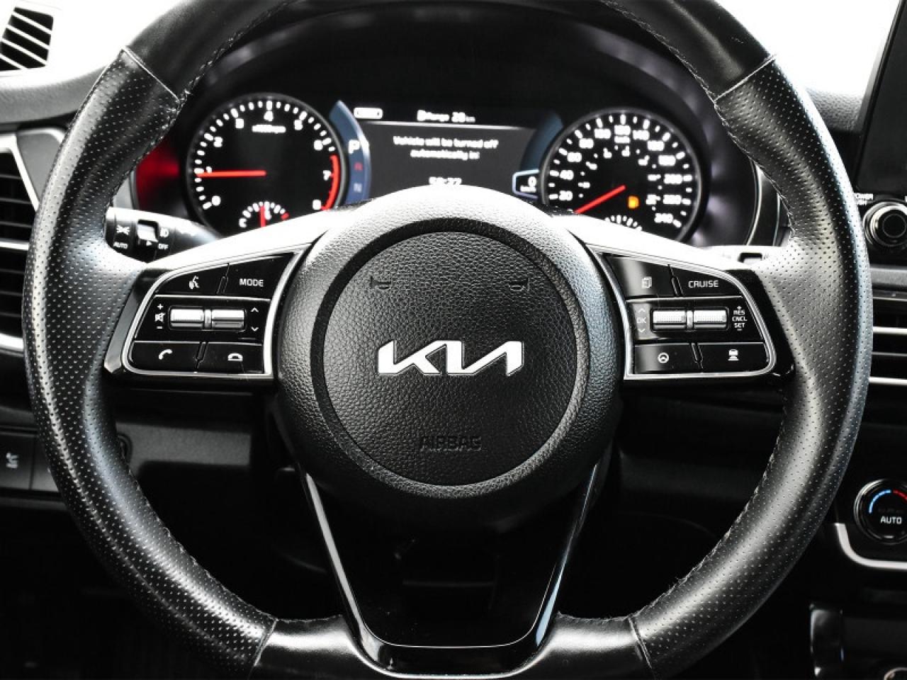 2023 Kia Seltos SX Turbo AWD-Leather  Navi  Roof  Fully Loaded! Photo