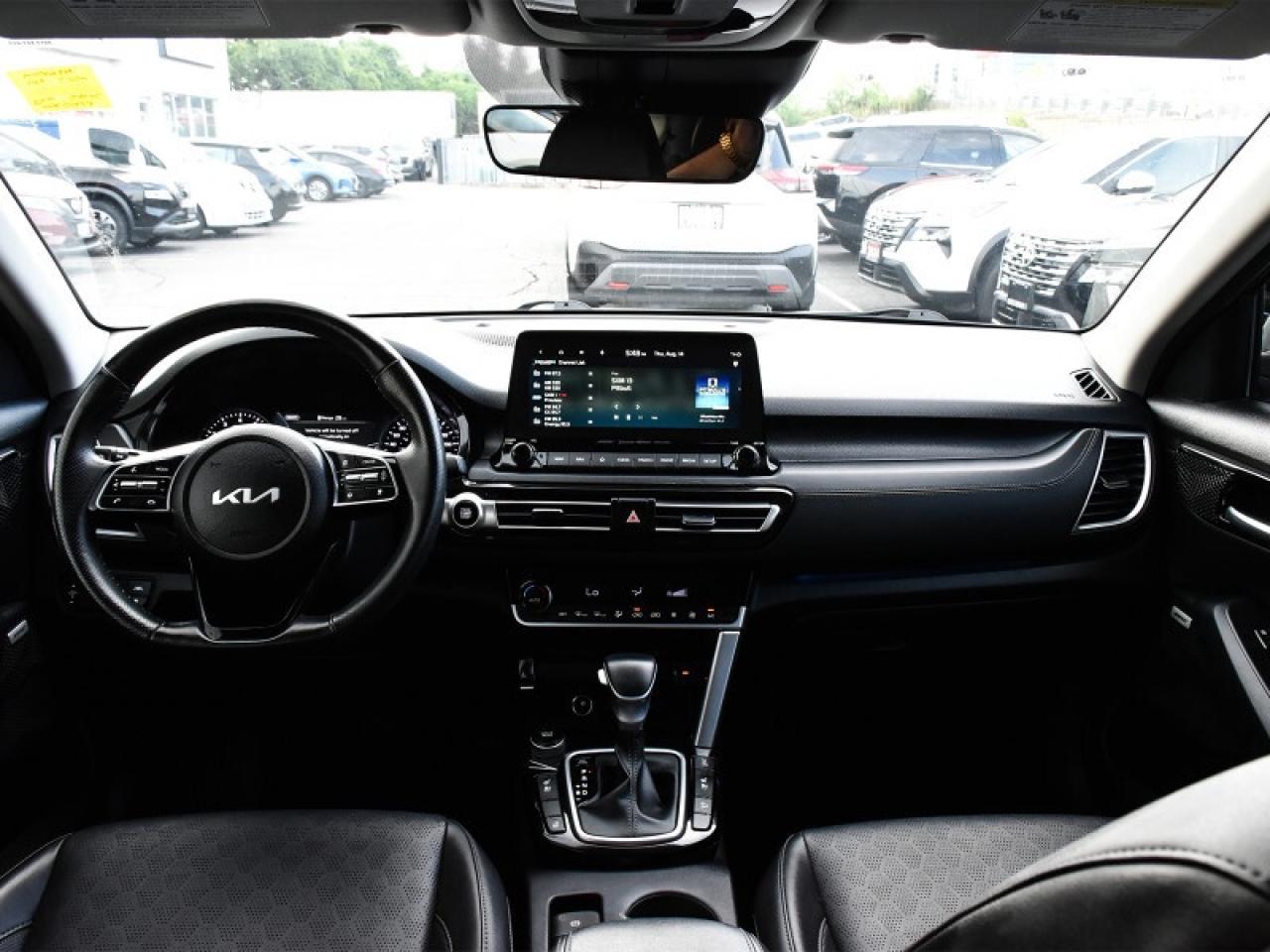 2023 Kia Seltos SX Turbo AWD-Leather  Navi  Roof  Fully Loaded! Photo