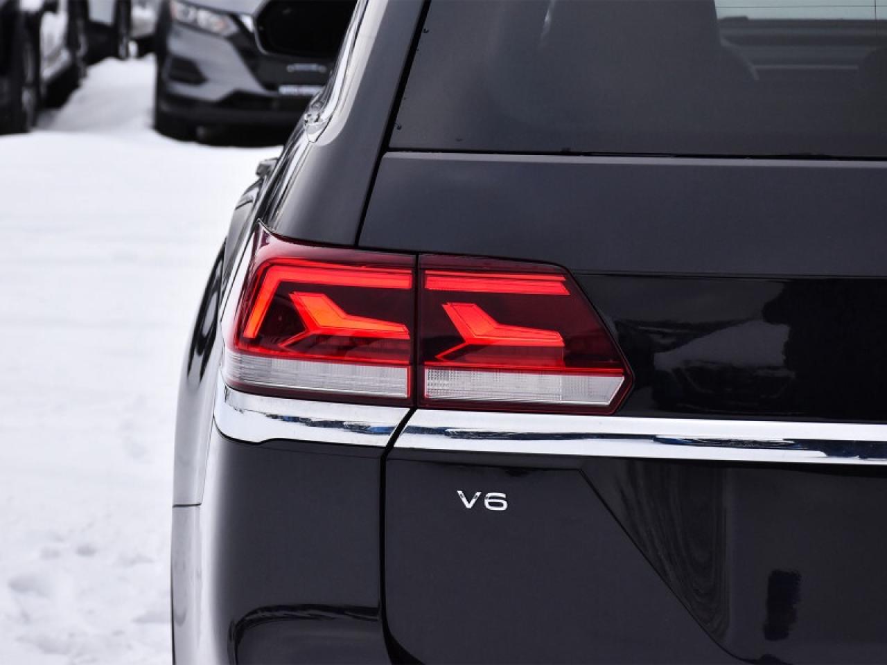 2022 Volkswagen Atlas Execline 3.6 FSI   Leather   Nav   Pano Roof   Ada Photo