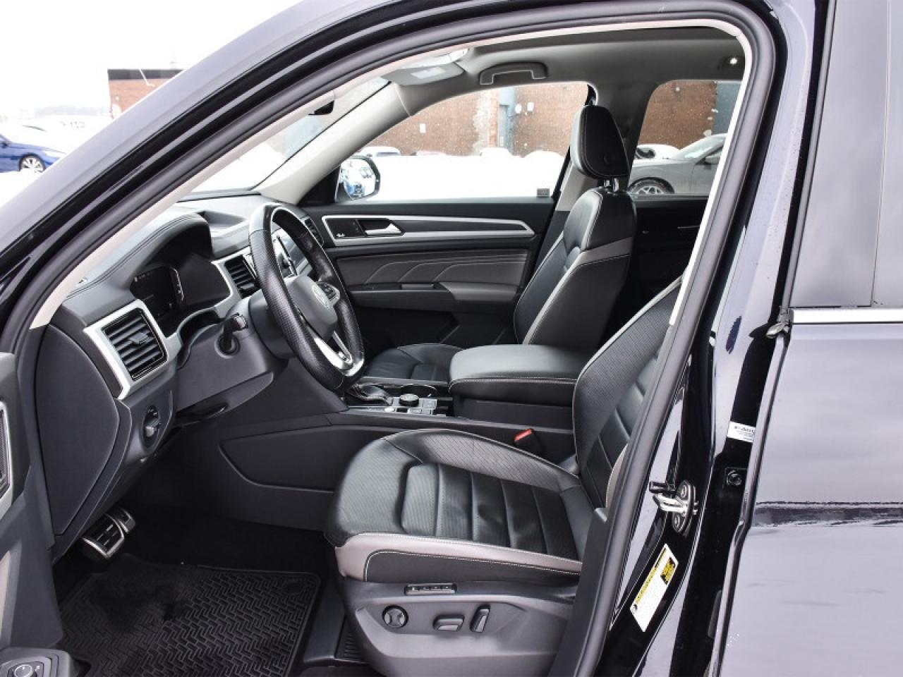 2022 Volkswagen Atlas Execline 3.6 FSI   Leather   Nav   Pano Roof   Ada Photo