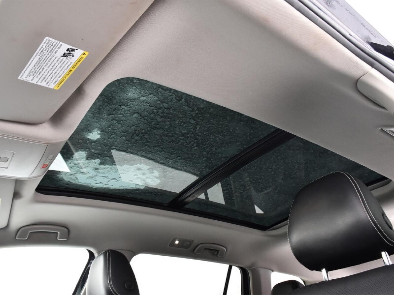 2022 Volkswagen Atlas Execline 3.6 FSI   Leather   Nav   Pano Roof   Ada Photo