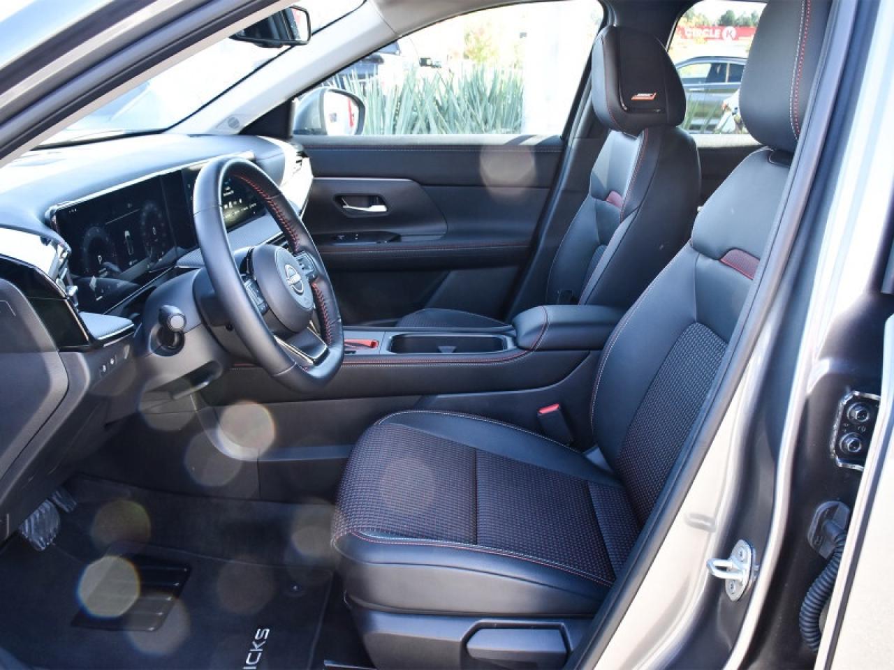 2025 Nissan Kicks SR Premium AWD Leather   Sunroof   Bose   CarPlay Photo