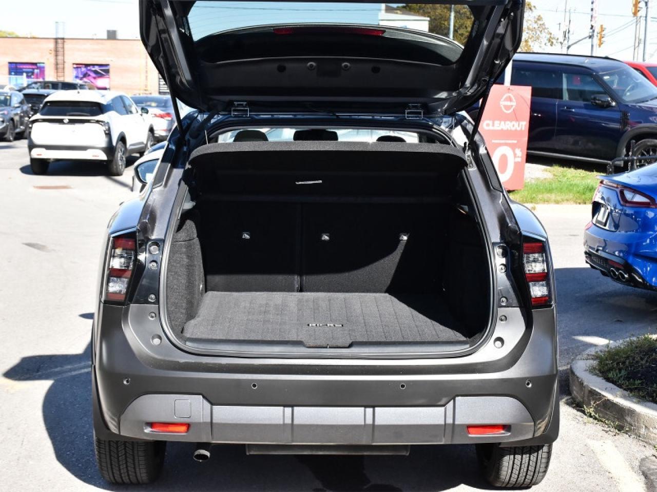 2025 Nissan Kicks SR Premium AWD Leather   Sunroof   Bose   CarPlay Photo