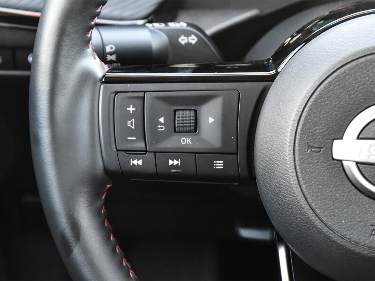 2025 Nissan Kicks SR Premium AWD Leather   Sunroof   Bose   CarPlay Photo