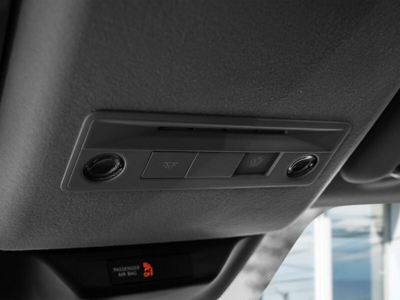 2025 Nissan Kicks SV   CarPay   Android Auto   Heated Seats   Remote Photo