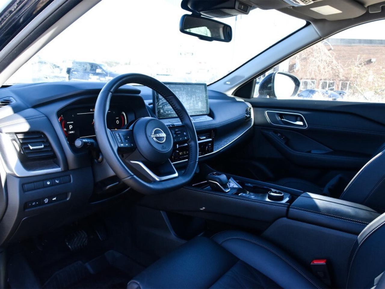 2024 Nissan Rogue Platinum AWD-Leather  Roof  Heads Up Display  Full Photo