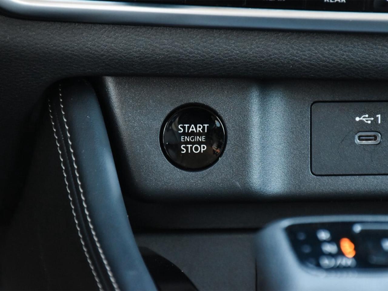 2024 Nissan Rogue Platinum AWD-Leather  Roof  Heads Up Display  Full Photo